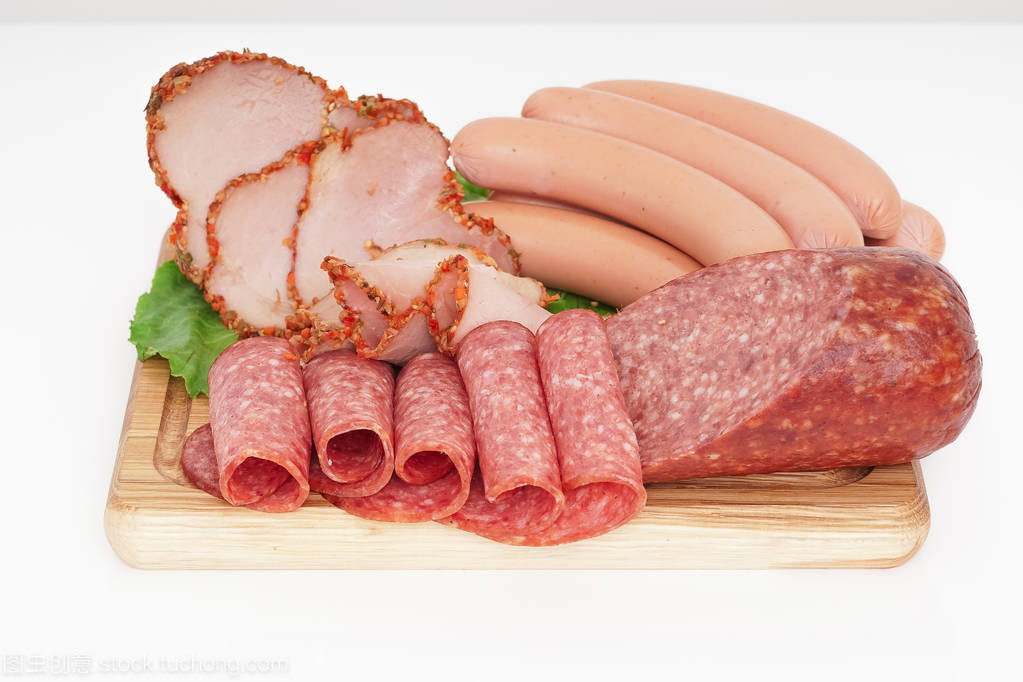 什锦的肉产品包括火腿和香肠